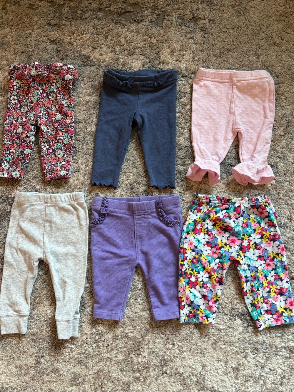 Baby Girl Clothes Lot 26 Pieces NB, 0-3, 3-6 Months - Picture 2 of 8